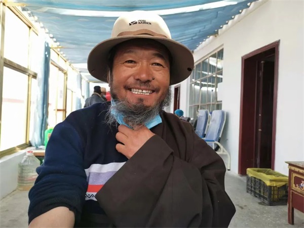 來自海拔4000米以上的純真笑容！通用醫(yī)療援藏醫(yī)療隊(duì)員盡心“傳幫帶”，厚植藏漢情(圖12)
